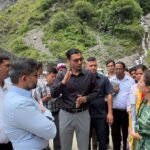 तहसील-थाना-अवर न्यायालय की चौखट पर भटके बुज़ुर्ग जोड़ी को डीएम कोर्ट से राहत—3080 वर्ग फीट संपत्ति, दो विशाल हॉल सहित, तीन दिन में दुबारा उनके नाम, परिवार-सम्मान बहाल