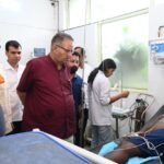 मंत्री गणेश जोशी ने घटनास्थल और अस्पताल का किया निरीक्षण, कहा – जल्दबाजी और अव्यवस्था नहीं दोहराई जाएगी