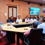 पुष्कर सिंह धामी के समक्ष पदोन्नति, वेतनमान और पुरानी पेंशन के मुद्दे उठे