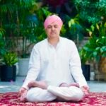 आज की भागदौड़ भरी जिंदगी में मानसिक शांति और बेहतर स्वास्थ्य का सबसे प्रभावी माध्यम है योग : श्रीमहंत देवेन्द्र दास जी महाराज