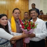मुख्यमंत्री श्री पुष्कर सिंह धामी ने दायित्वधारियों से जनहित के कार्यों में संवेदनशीलता के साथ भूमिका निभाने का किया आह्वान