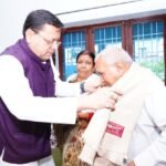शहीदों के परिवारों के साथ खड़ी धामी सरकार, सीएम ने शहीद अमित कुमार अणथ्वाल के परिजनों को किया सम्मानित