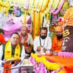 देवभूमि की आस्था के संग मुख्यमंत्री धामी, टपकेश्वर महादेव से मांगी उत्तराखंड की सुख-समृद्धि